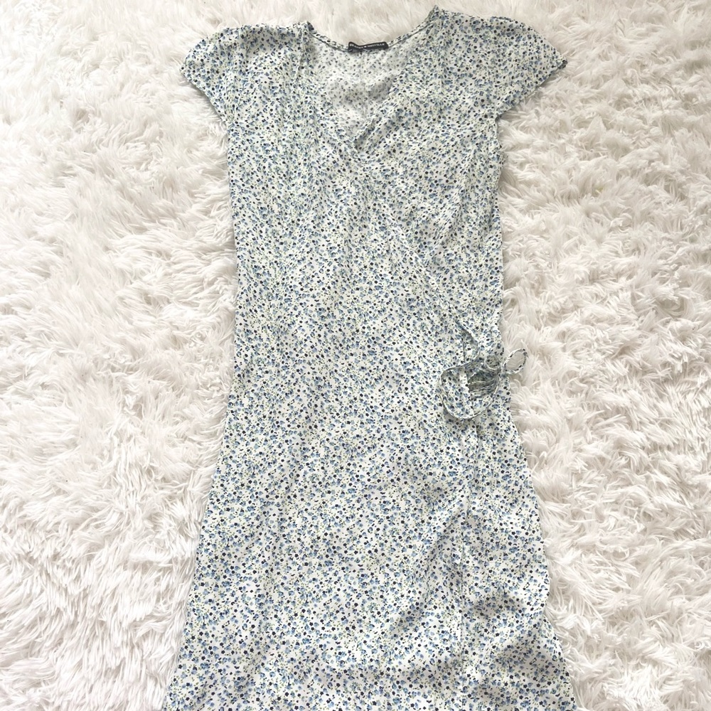 Brandy Melville Floral Robbie Knee Length Dress